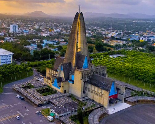 Higüey City Tours + Montaña Anamuya